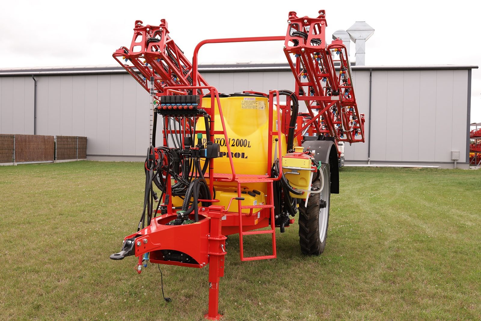 Feldspritze des Typs Woprol Feldspritze 2000 L / sprayer, Neumaschine in Michałowo (Bild 2)