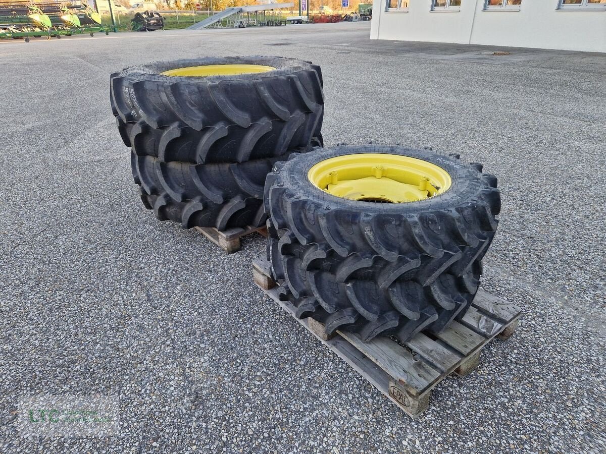 Felge des Typs Alliance 480/70R30 & 320/70R24, Neumaschine in Korneuburg (Bild 7)