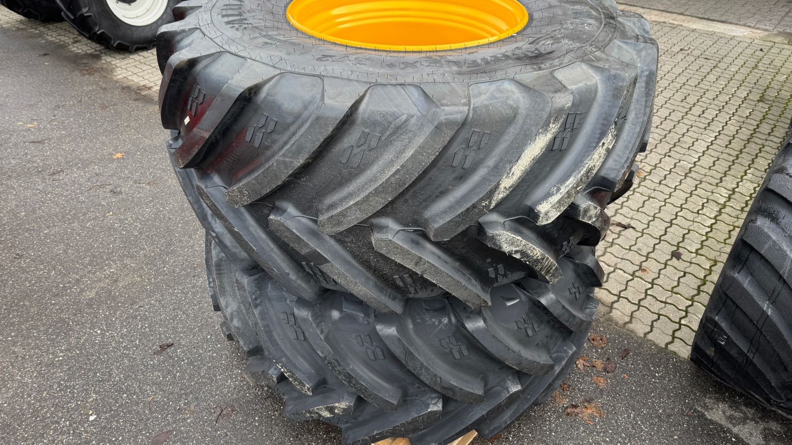 Felge des Typs Alliance VF800/65R32 + 460/85R38 TV HJUL TIL VOLVO L110 OG L120!, Gebrauchtmaschine in Nørager (Bild 1)