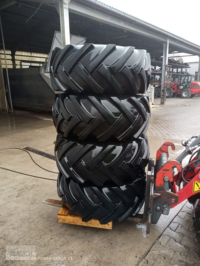 Felge des Typs BKT Komplettreifen 400/70-20 // 16.0/70-20AS 90%, Gebrauchtmaschine in Burgkirchen (Bild 13)