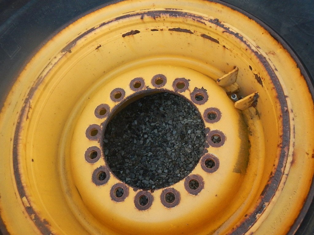 Felge tipa Bridgestone 20.5R25 D163, Gebrauchtmaschine u Aabenraa (Slika 3)