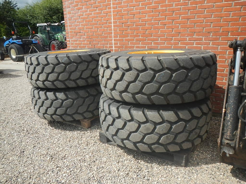 Felge des Typs Bridgestone 20.5R25 D257, Gebrauchtmaschine in Aabenraa (Bild 3)