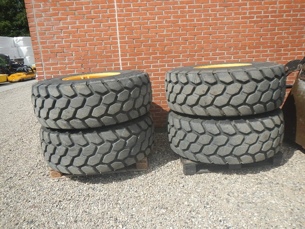 Felge des Typs Bridgestone 20.5R25 D257, Gebrauchtmaschine in Aabenraa (Bild 1)