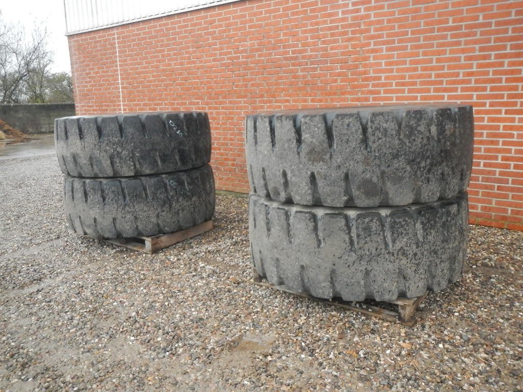 Felge des Typs Bridgestone 20.5R25 D280, Gebrauchtmaschine in Aabenraa (Bild 5)