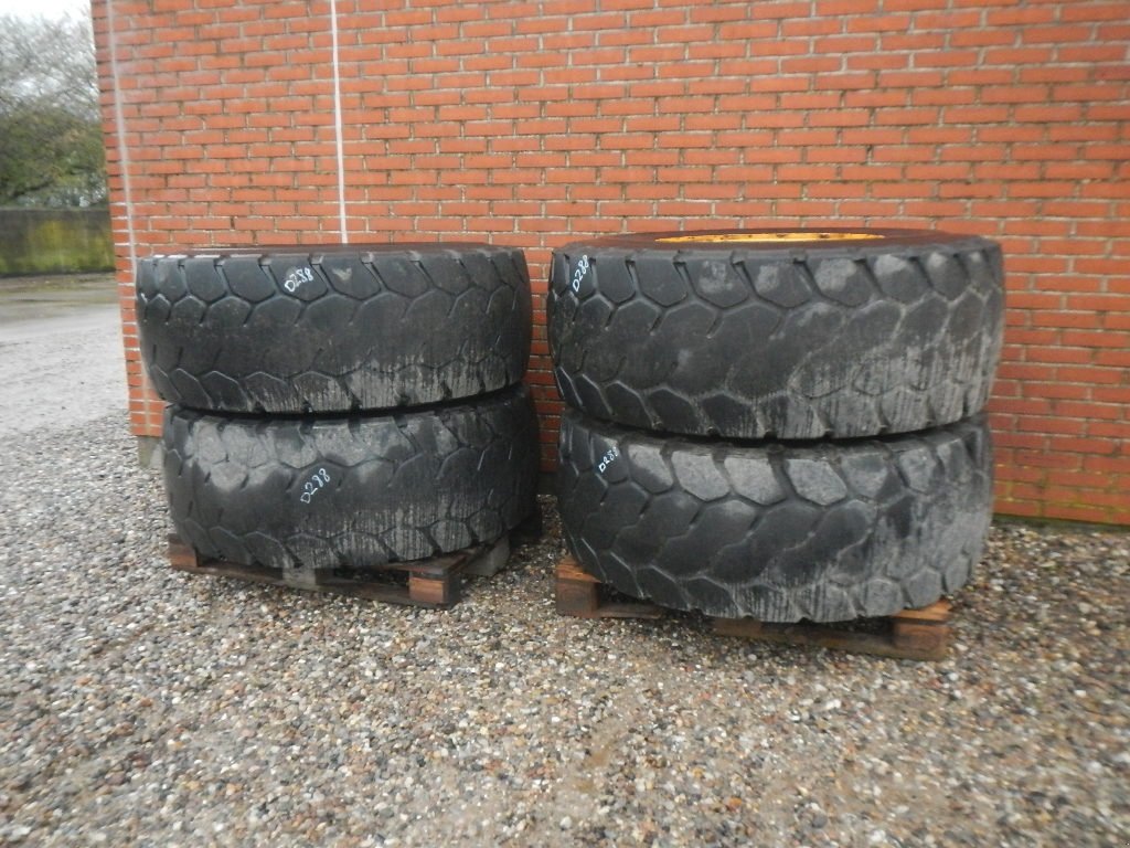 Felge a típus Bridgestone 20.5R25 D288, Gebrauchtmaschine ekkor: Aabenraa (Kép 8)