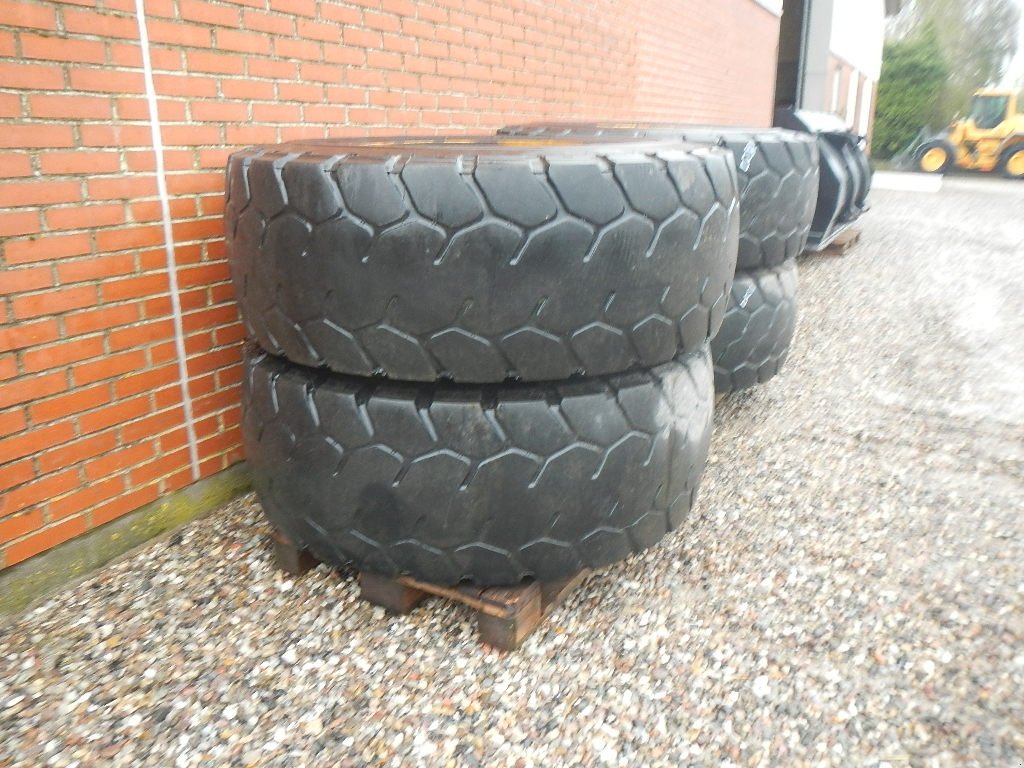 Felge типа Bridgestone 20.5R25 D288, Gebrauchtmaschine в Aabenraa (Фотография 3)