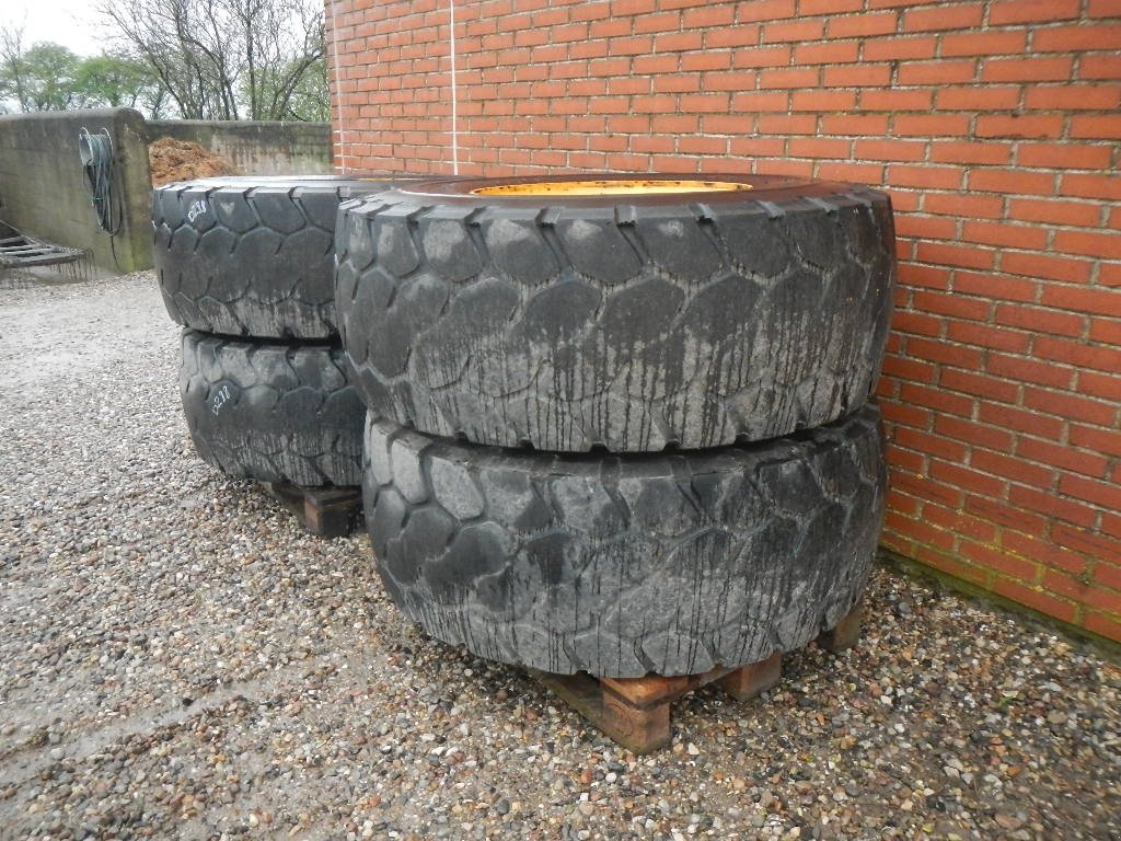 Felge типа Bridgestone 20.5R25 D288, Gebrauchtmaschine в Aabenraa (Фотография 6)