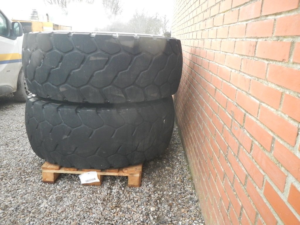 Felge des Typs Bridgestone 20.5R25 D304, Gebrauchtmaschine in Aabenraa (Bild 9)