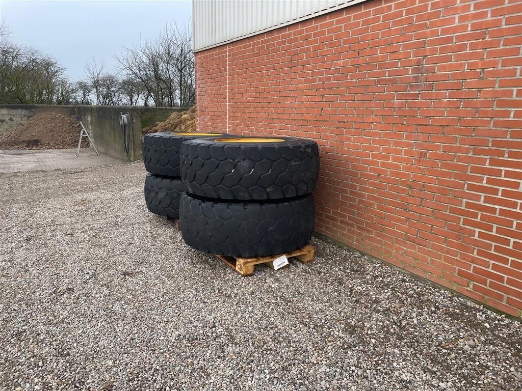 Felge des Typs Bridgestone 20.5R25 D304, Gebrauchtmaschine in Aabenraa (Bild 3)