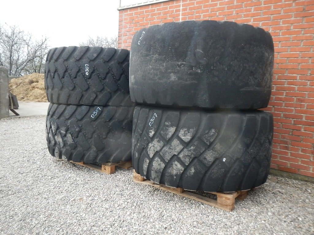 Felge des Typs Bridgestone 750/65R25 D307, Gebrauchtmaschine in Aabenraa (Bild 5)