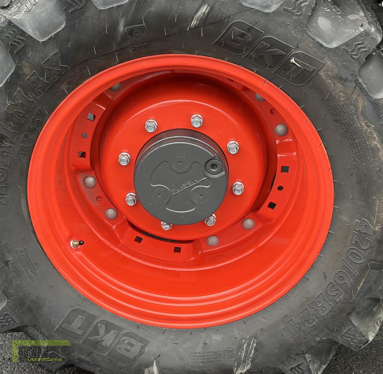 Felge des Typs CLAAS 12x24" 8-Loch Ringverstellfelge, Neumaschine in Homberg/Ohm - Maulbach (Bild 7)