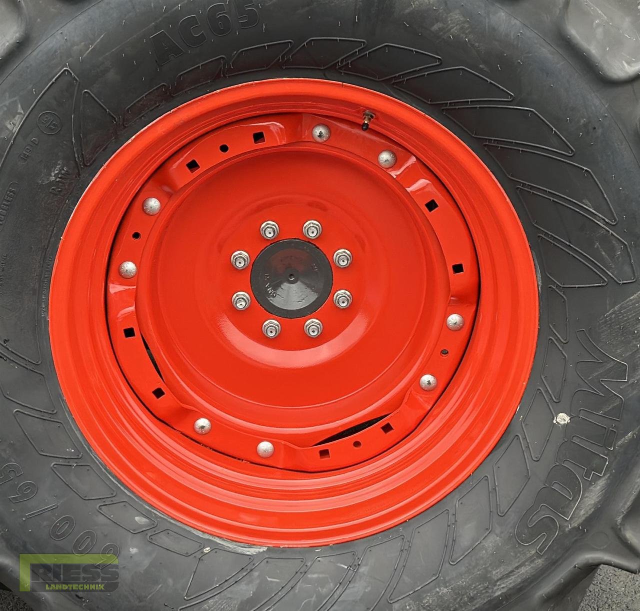 Felge typu CLAAS 16x30" Felge 8-Loch Ringverstellfelge, Neumaschine v Homberg/Ohm - Maulbach (Obrázek 2)