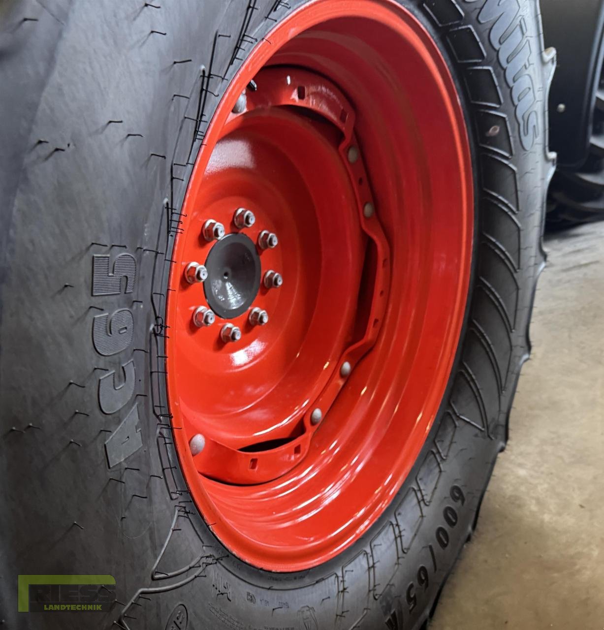 Felge typu CLAAS 16x30" Felge 8-Loch Ringverstellfelge, Neumaschine v Homberg/Ohm - Maulbach (Obrázek 4)