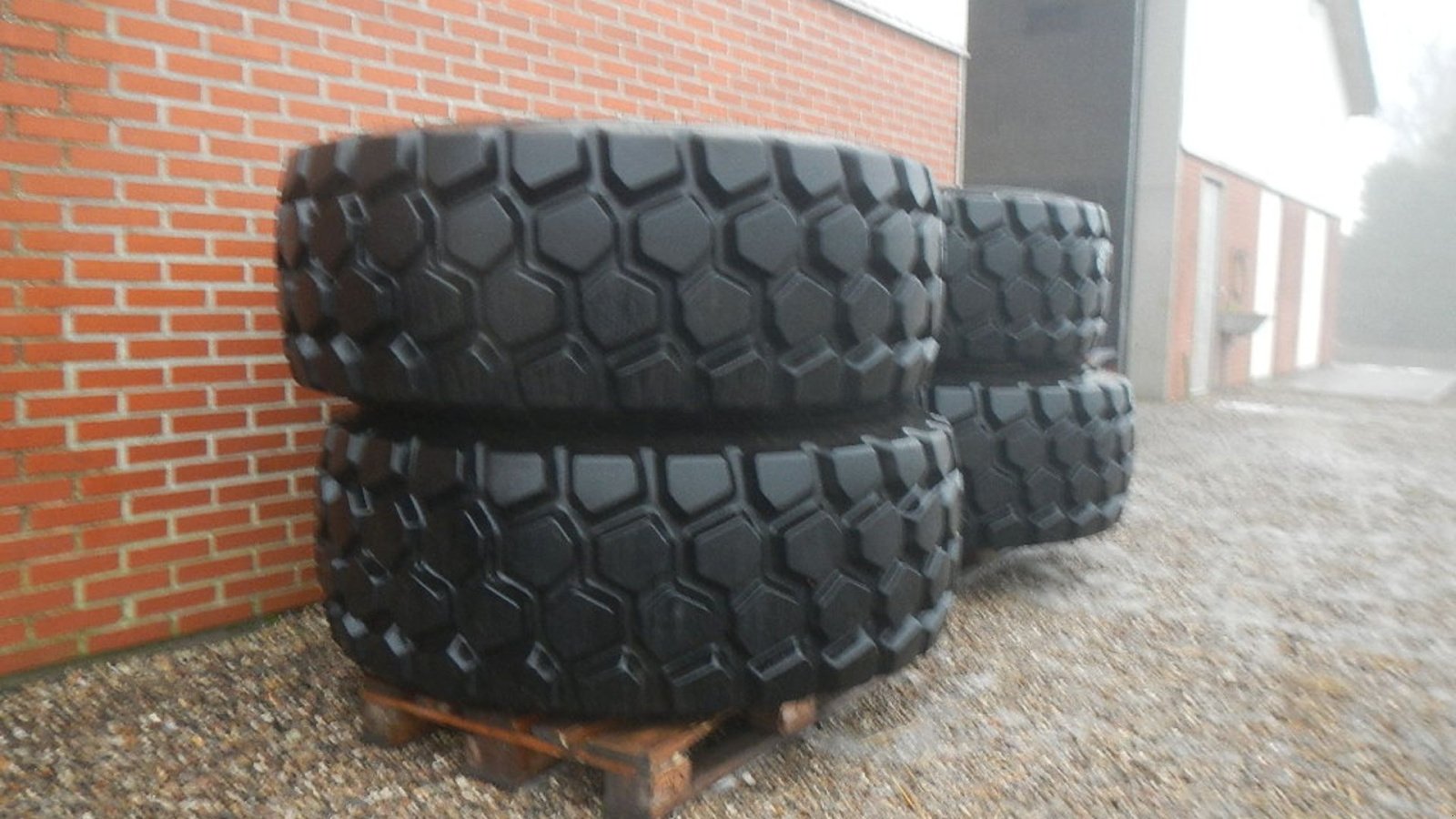 Felge a típus Continental 23.5R25 ContiEarth, Gebrauchtmaschine ekkor: Aabenraa (Kép 3)