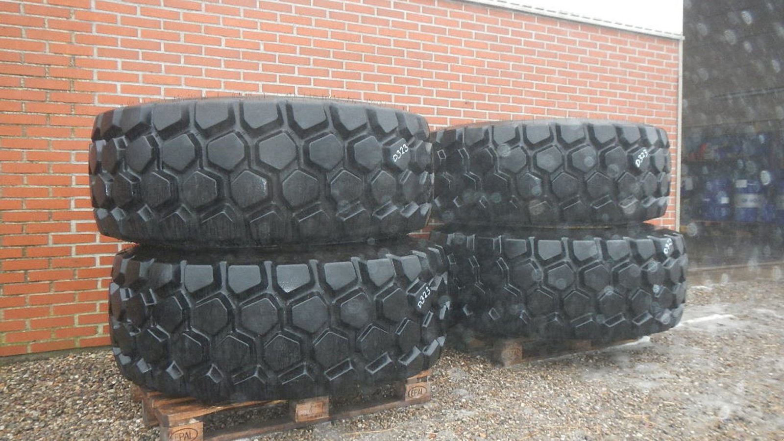 Felge a típus Continental 23.5R25 ContiEarth, Gebrauchtmaschine ekkor: Aabenraa (Kép 2)