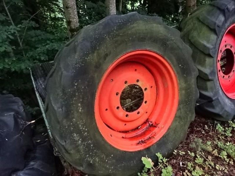 Felge del tipo Fendt Felge 12 x 26- 8 Lochfelge  1 x vorhanden - war auf Fendt Traktor, Gebrauchtmaschine en Neureichenau (Imagen 4)