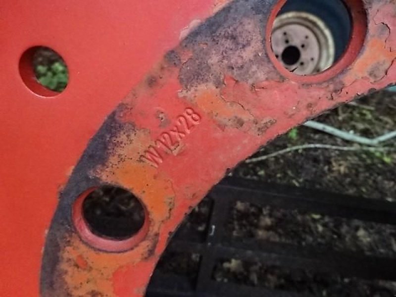 Felge typu Fendt Felge 12 x 28 - 10 Lochfelge - war auf Fendt Traktor- ist 1 x vorhanden, Gebrauchtmaschine v Neureichenau (Obrázek 4)