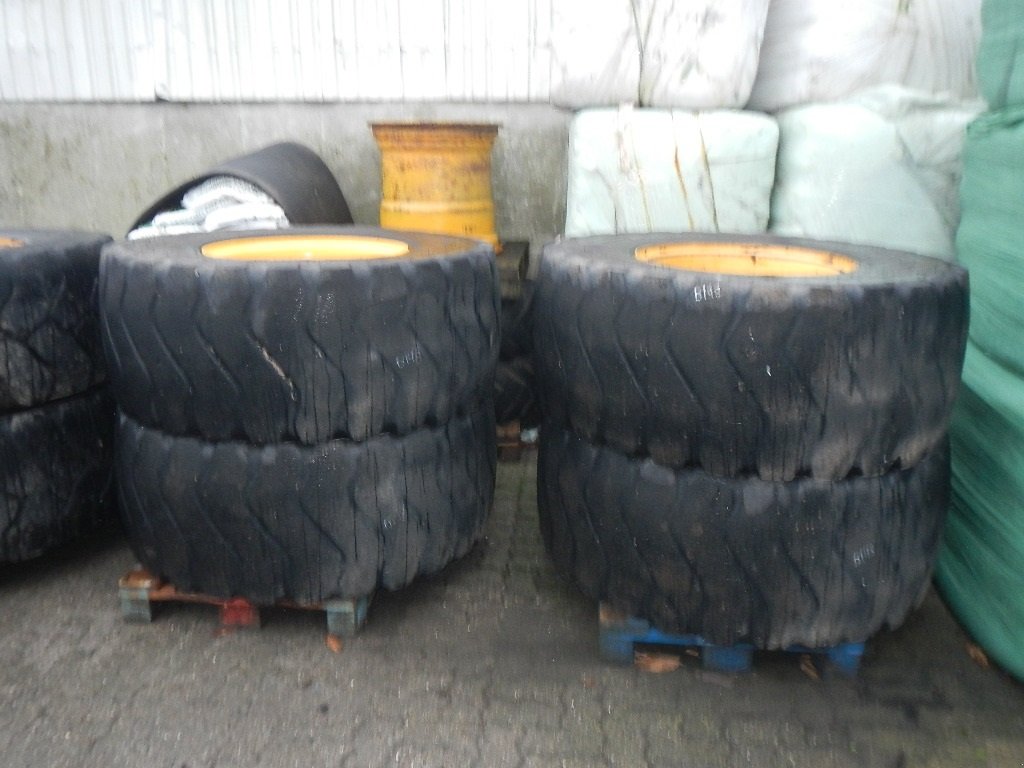 Felge des Typs GoodYear 20.5R25 TL-3A  D198, Gebrauchtmaschine in Aabenraa (Bild 3)
