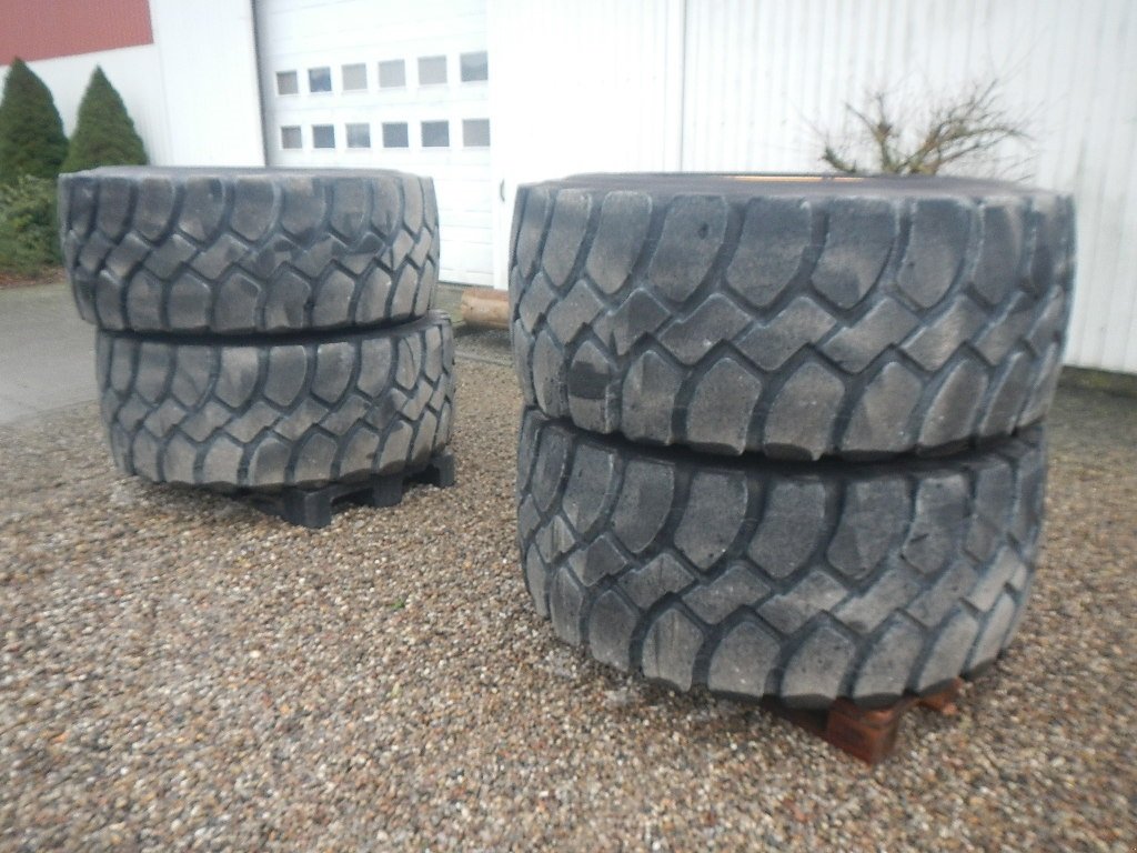 Felge des Typs GoodYear 23.5R25 D218, Gebrauchtmaschine in Aabenraa (Bild 5)