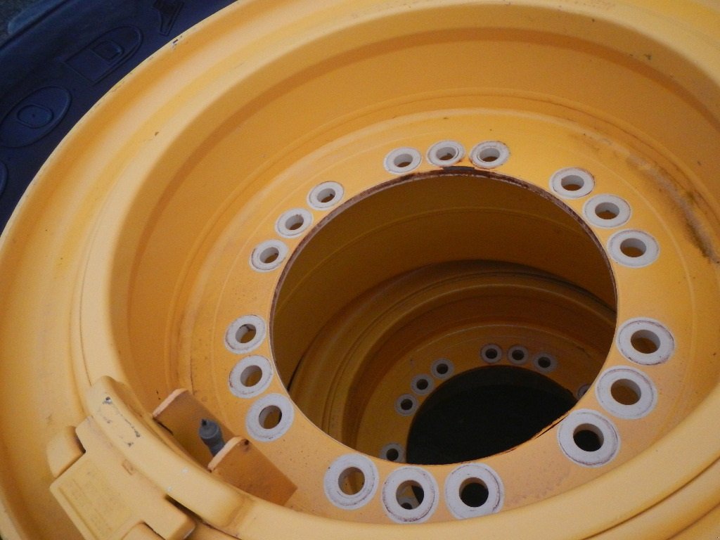 Felge des Typs GoodYear 23.5R25 D218, Gebrauchtmaschine in Aabenraa (Bild 7)