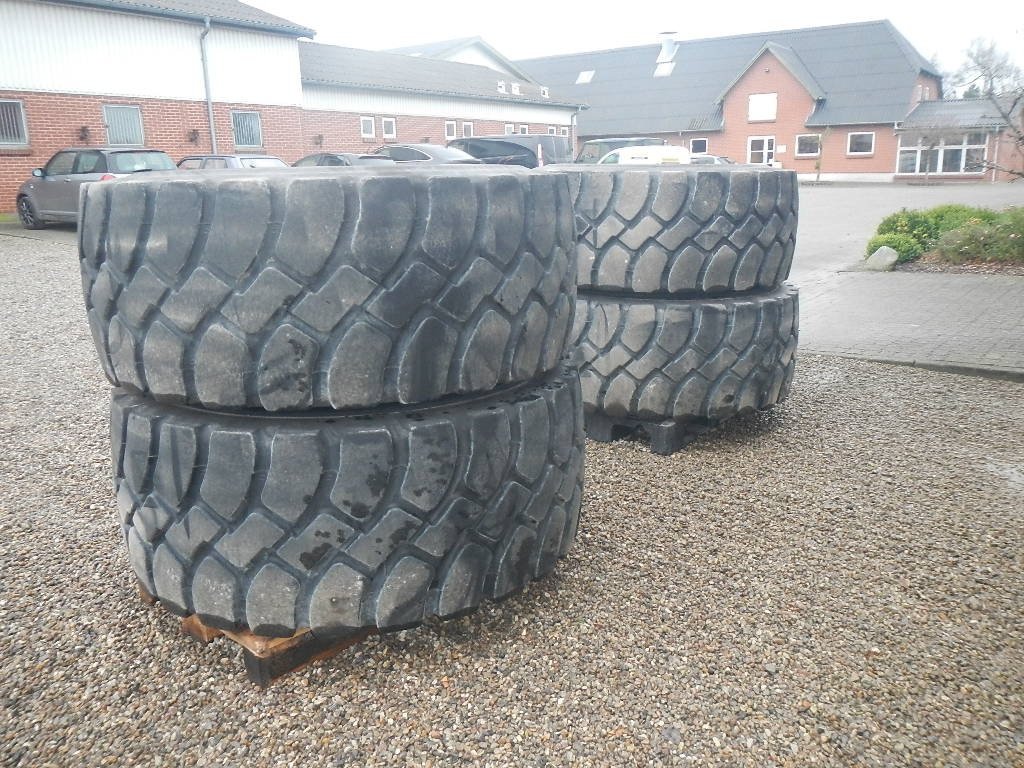Felge des Typs GoodYear 23.5R25 D218, Gebrauchtmaschine in Aabenraa (Bild 4)