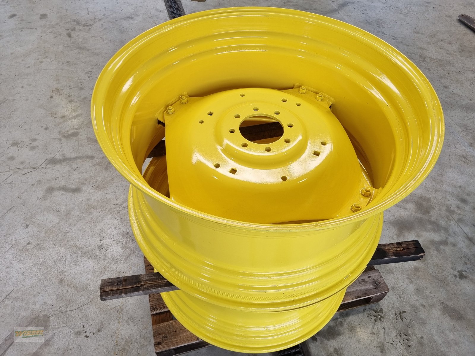 Felge Türe ait John Deere Felgen, Gebrauchtmaschine içinde Frauenneuharting (resim 1)