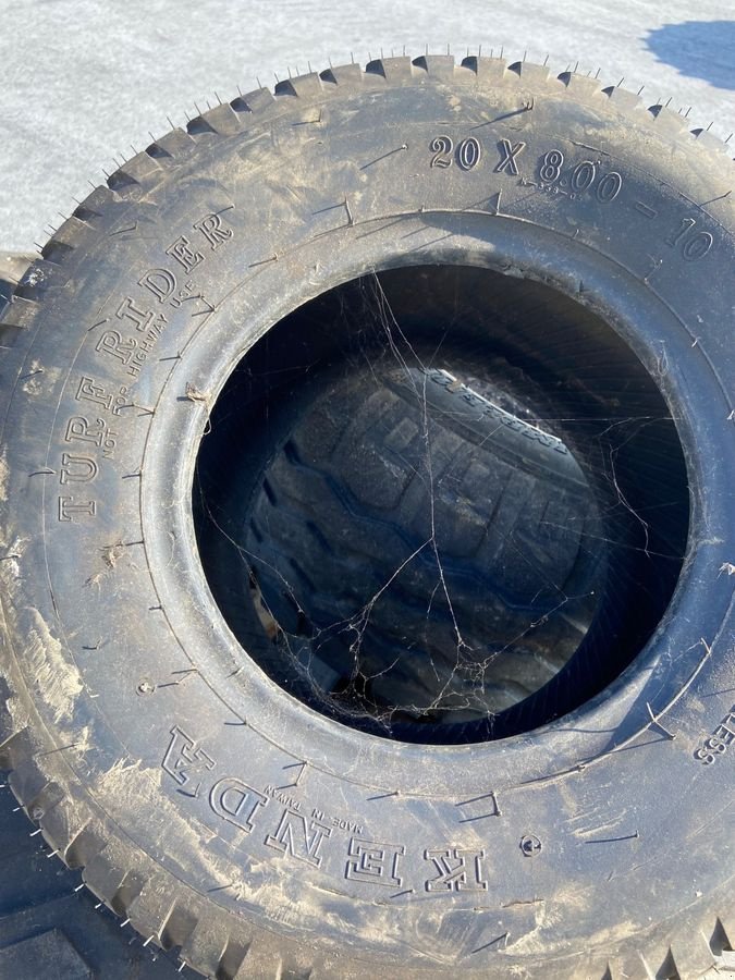 Felge des Typs Kenda 20/8R10 Turf Rider, Neumaschine in Grund (Bild 2)