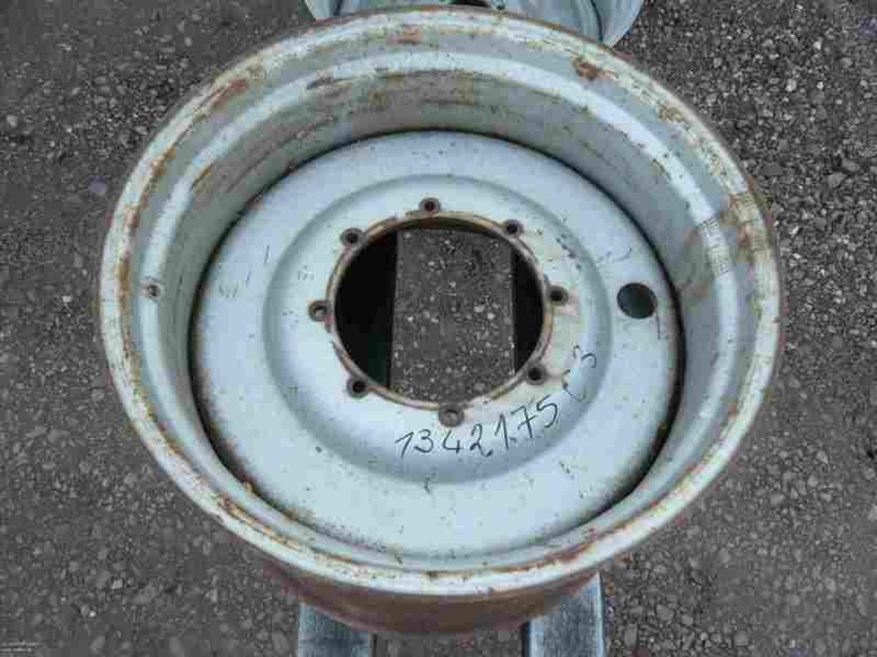 Felge tip Massey Ferguson 1X FELGE 34X23, Gebrauchtmaschine in Vehlow (Poză 2)
