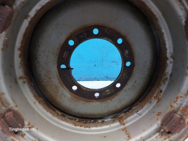 Felge of the type Massey Ferguson 26"   DW14x26, Gebrauchtmaschine in Hemmet (Picture 3)