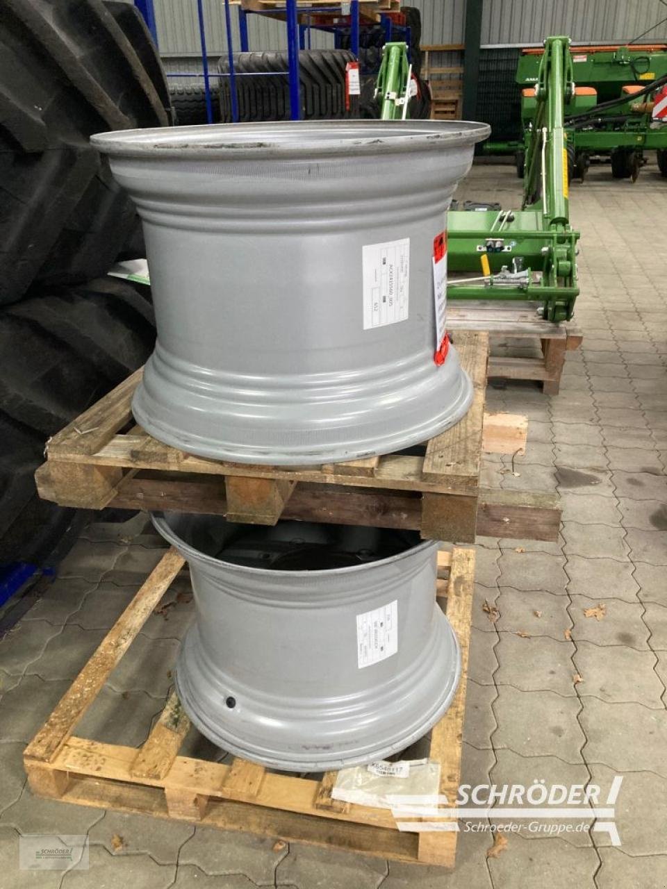 Felge of the type Massey Ferguson FIX-FELGE 20X28, Neumaschine in Hemmoor (Picture 1)