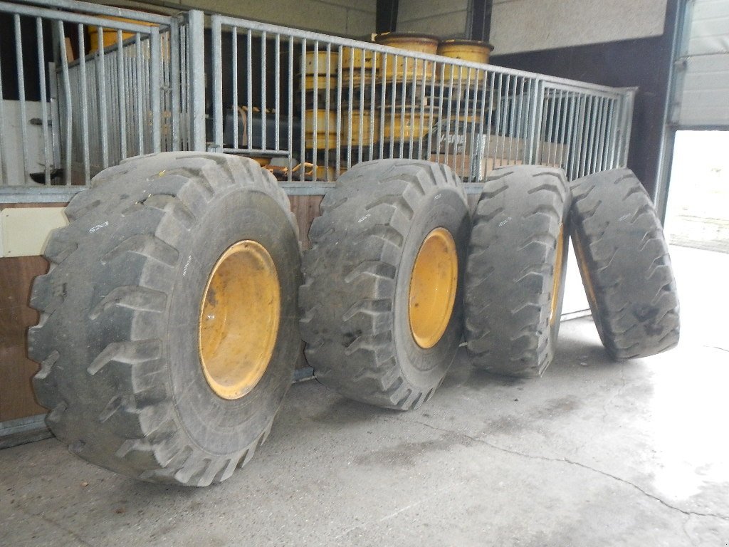 Felge tipa Michelin 20.5R25 D203, Gebrauchtmaschine u Aabenraa (Slika 2)