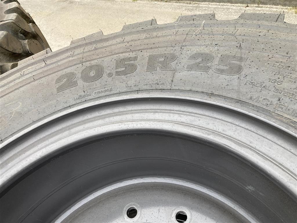 Felge des Typs Michelin 20.5R25 Fabriksny dæk fra Case 621., Gebrauchtmaschine in Aalborg SV (Bild 2)