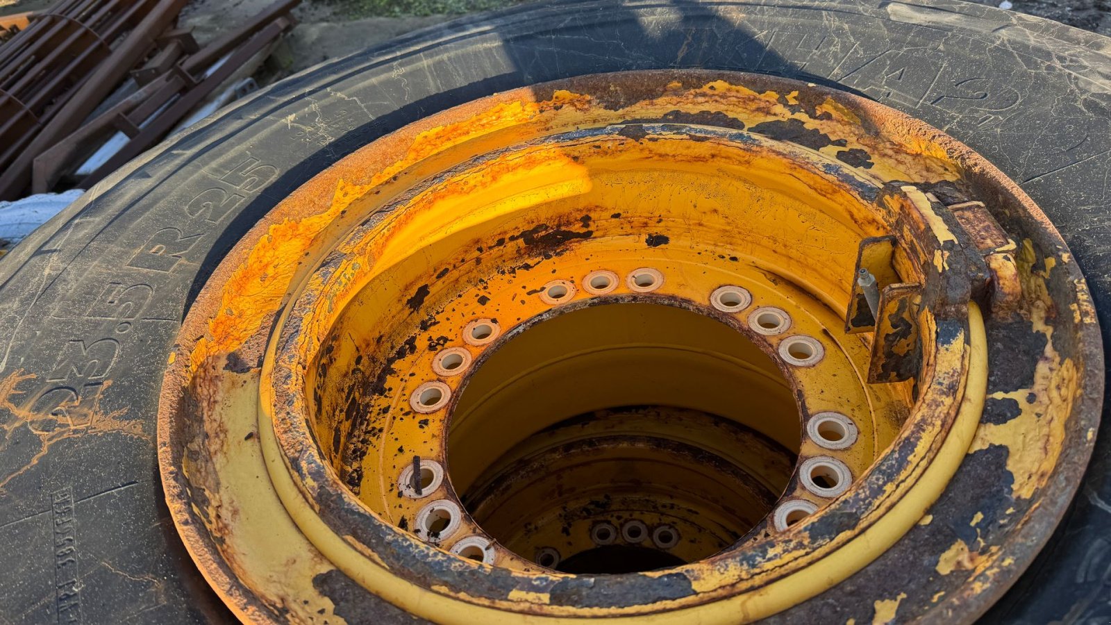 Felge typu Michelin 23.5R25 KOMPLETTE HJUL TIL VOLVO L110 OG L120 E-F-G-H, Gebrauchtmaschine v Nørager (Obrázek 4)