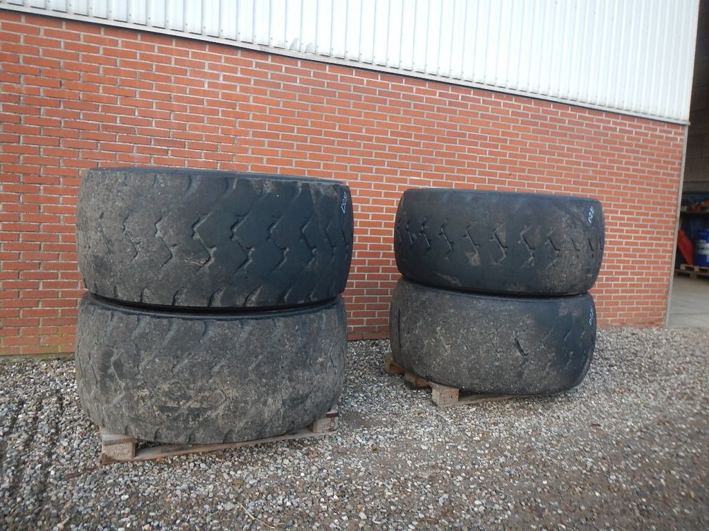 Felge a típus Michelin 650/65R25 D281, Gebrauchtmaschine ekkor: Aabenraa (Kép 2)