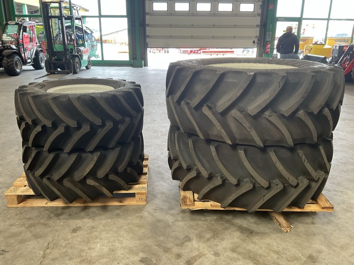 Felge des Typs Mitas Lindner 540/65-R30 und 440/65R20, Vorführmaschine in Zwettl (Bild 7)