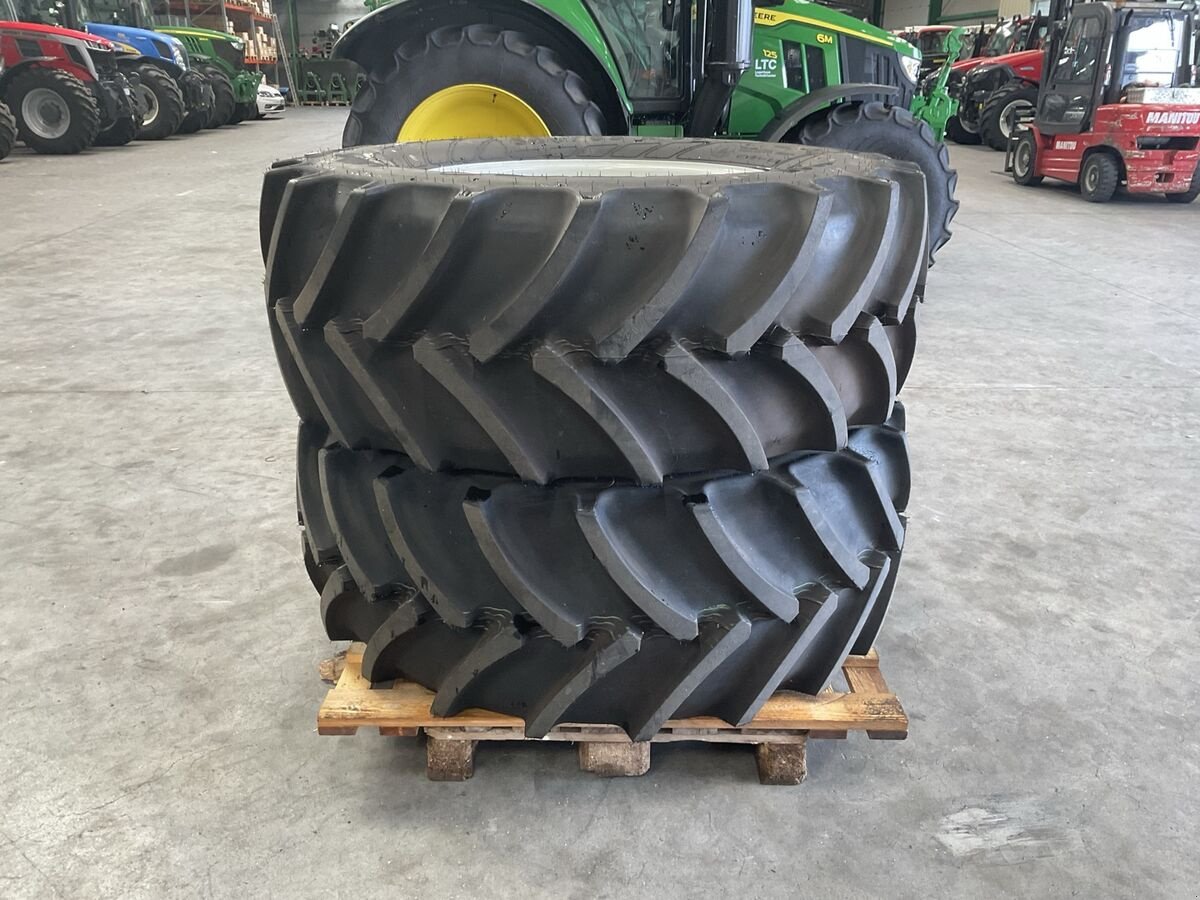 Felge des Typs Mitas Lindner 540/65-R30 und 440/65R20, Vorführmaschine in Zwettl (Bild 2)