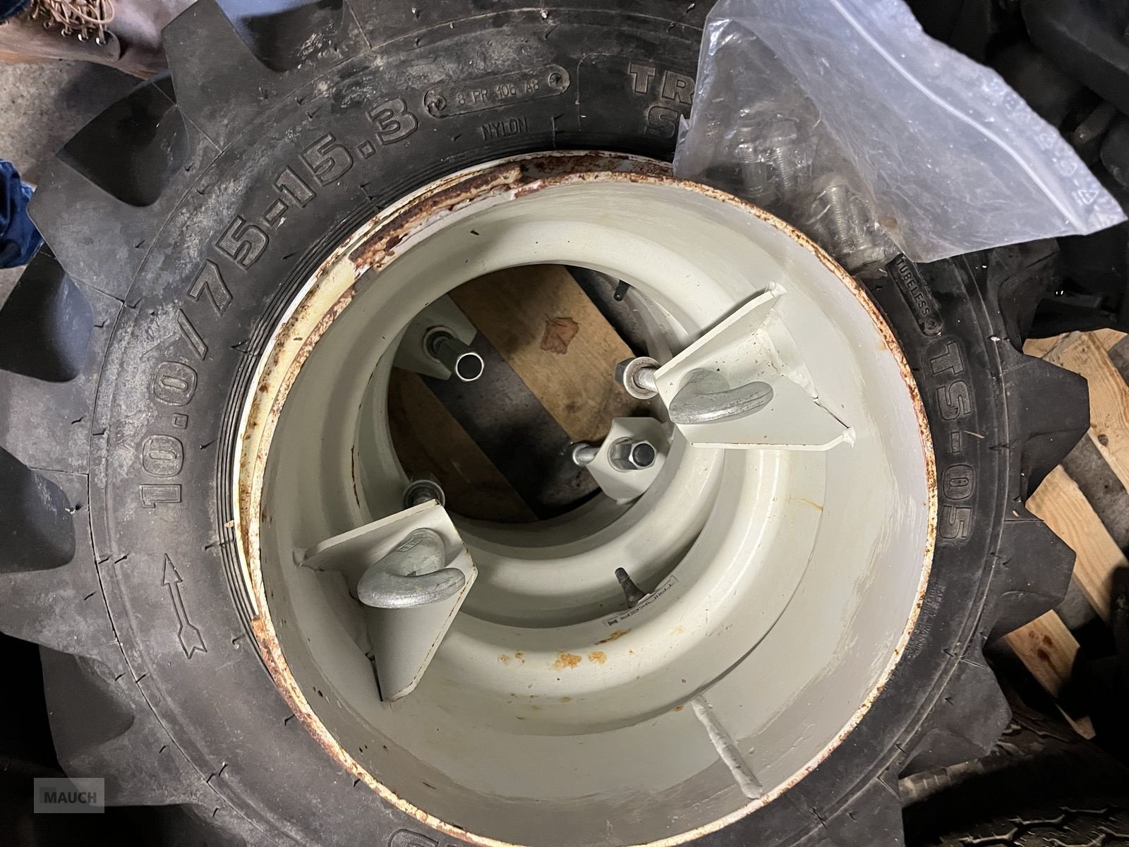 Felge типа Mitas Zwillingsreifen 10.0/75-15.3AS 5L, Gebrauchtmaschine в Burgkirchen (Фотография 4)