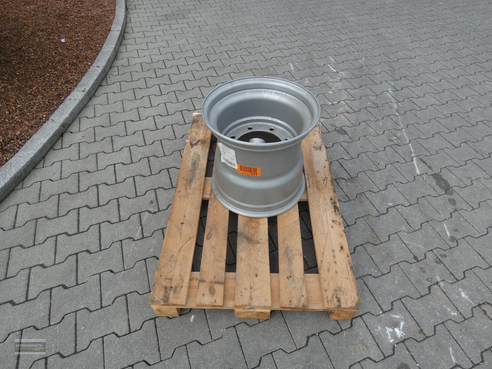 Felge typu Sonstige 16.00x17 8-Loch, Neumaschine v Aurolzmünster (Obrázek 2)