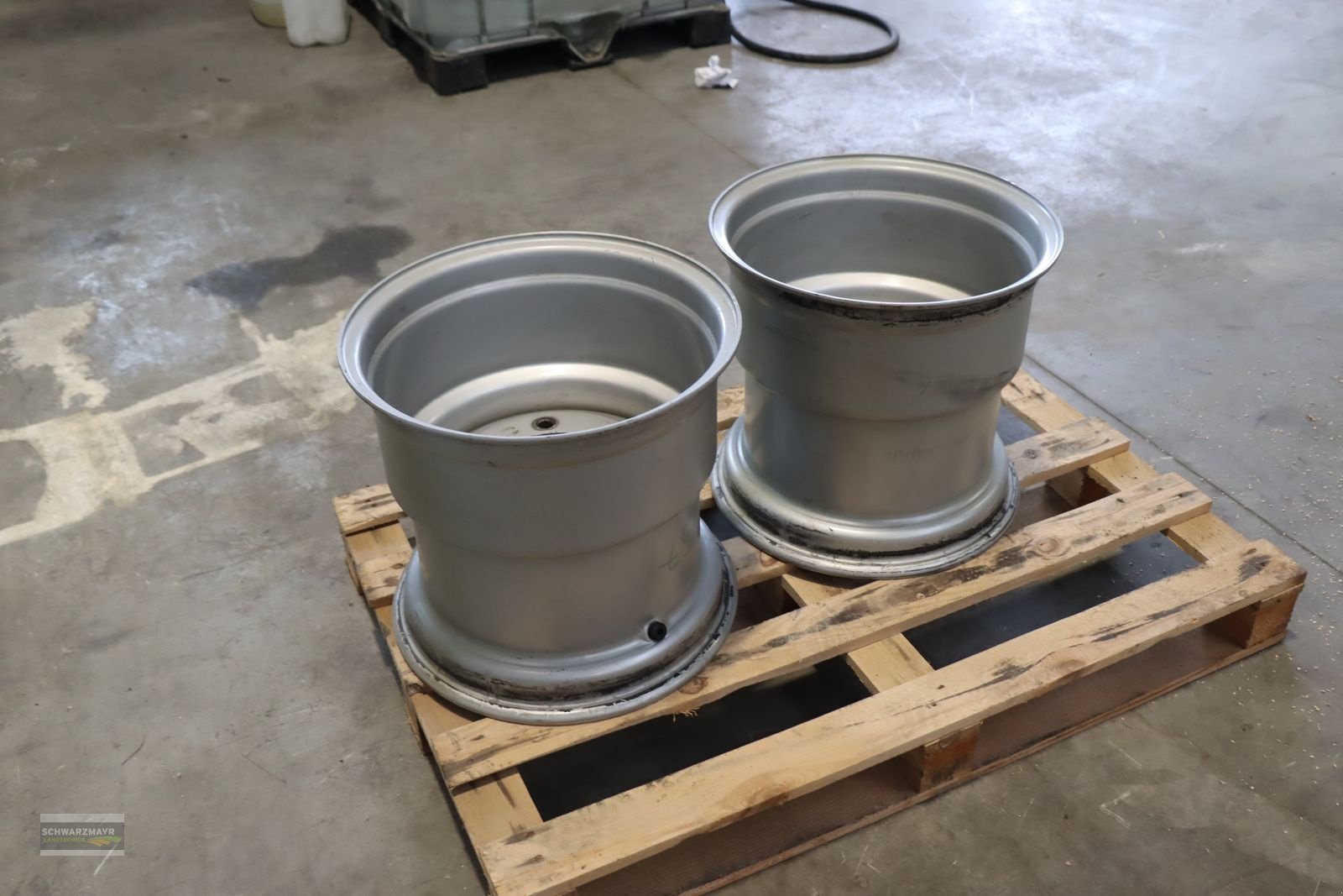 Felge des Typs Sonstige 2 Felgen - prompt verfügbar, Vorführmaschine in Gampern (Bild 3)