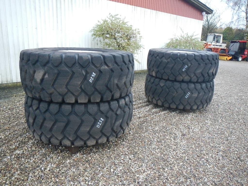 Felge des Typs Sonstige 23.5R25 D238, Gebrauchtmaschine in Aabenraa (Bild 1)