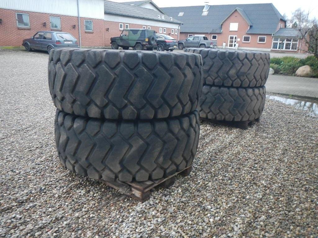 Felge des Typs Sonstige 23.5R25 D238, Gebrauchtmaschine in Aabenraa (Bild 3)