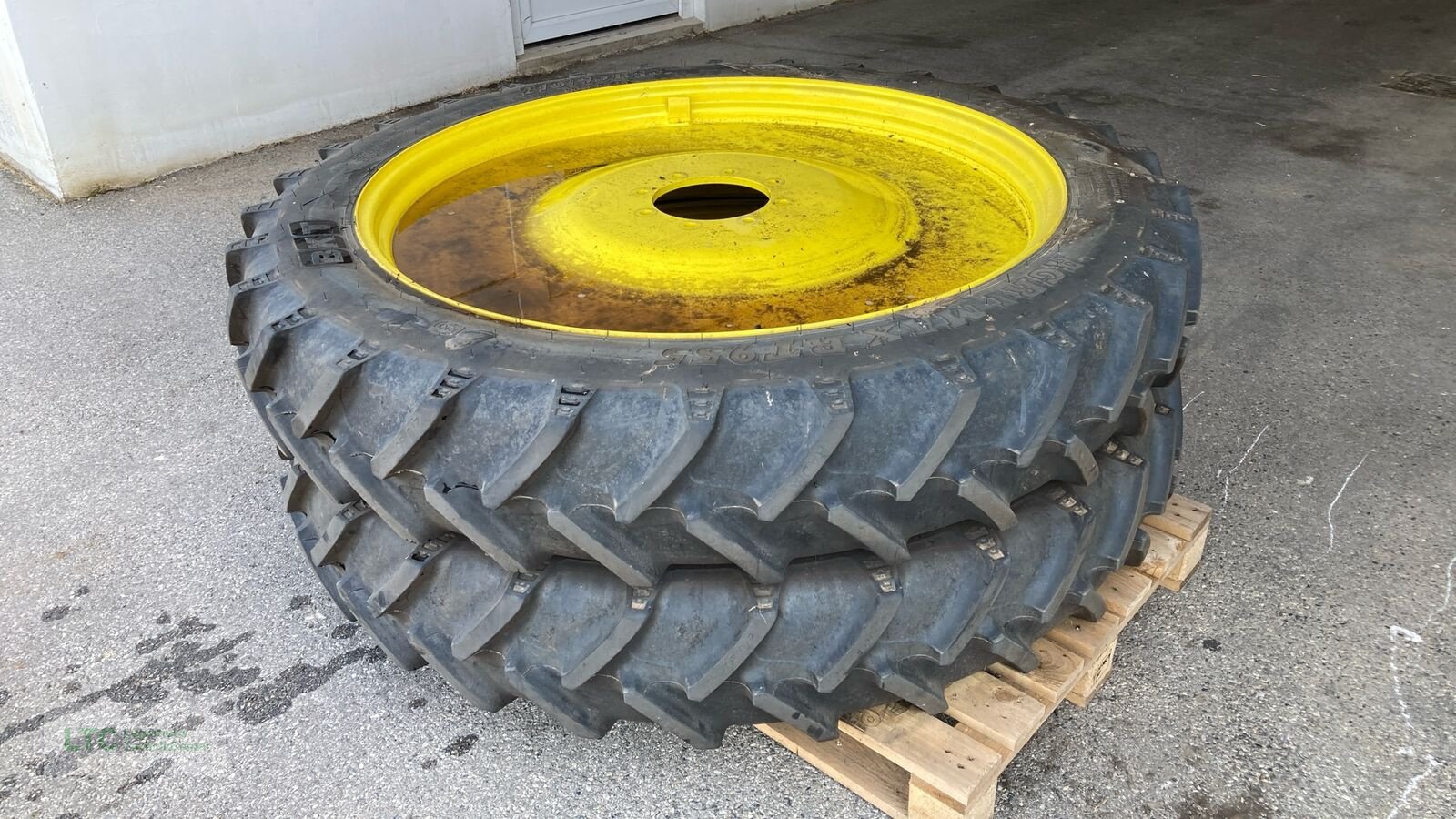Felge des Typs Sonstige 270/95R32 u. 270/95R48, Gebrauchtmaschine in Eggendorf (Bild 5)