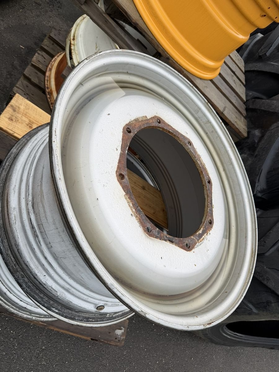 Felge Türe ait Sonstige 2x Felge 16x30  zu Case CVX185, Gebrauchtmaschine içinde Göpfritz (resim 3)