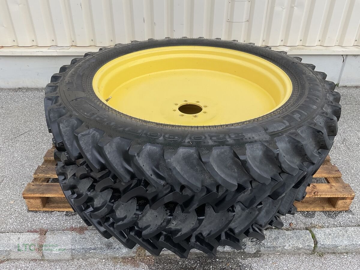 Felge Türe ait Sonstige 320/90 R 42, Gebrauchtmaschine içinde Kalsdorf (resim 4)