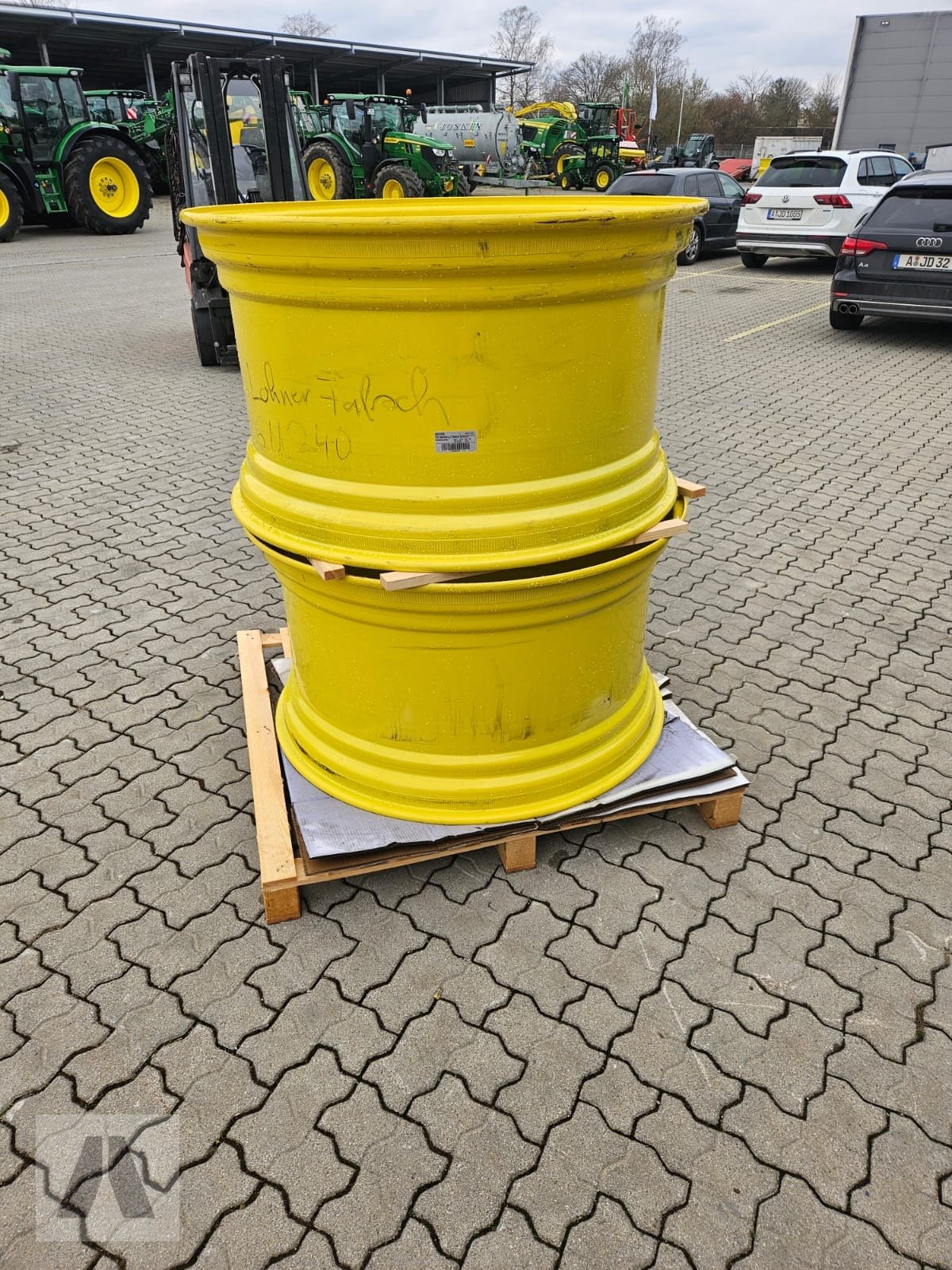 Felge Türe ait Sonstige DW 23x42 John Deere 8 Loch 2 Stück, Neumaschine içinde Langweid am Lech (resim 3)