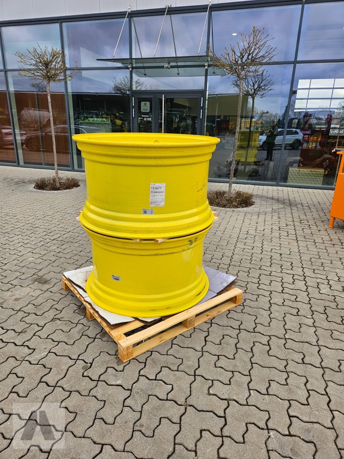 Felge Türe ait Sonstige DW 23x42 John Deere 8 Loch 2 Stück, Neumaschine içinde Langweid am Lech (resim 4)