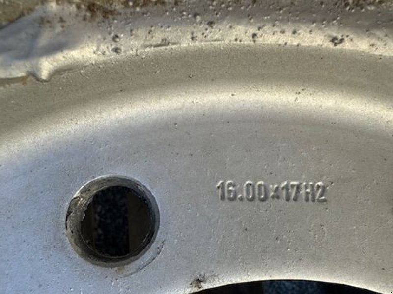 Felge des Typs Sonstige Felgen 16x17 ET0 8-Loch zu 505/50R17, gebraucht, Gebrauchtmaschine in Tamsweg (Bild 11)