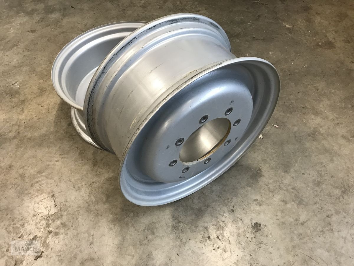 Felge του τύπου Sonstige Felgen passend zu MF 5400er Serie, Neumaschine σε Burgkirchen (Φωτογραφία 3)