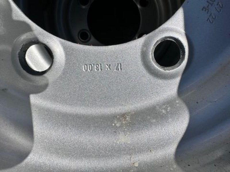 Felge des Typs Sonstige Komplettrad 15.0/55-17 AS Vredestein AS+ 10lagig, Neumaschine in Tamsweg (Bild 12)