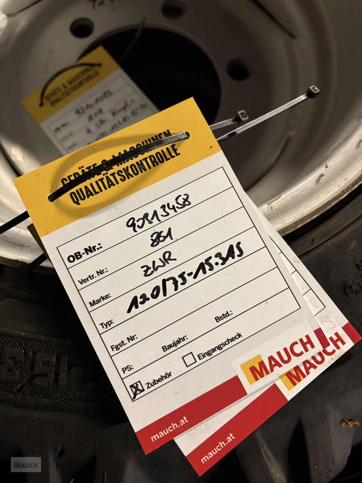 Felge tip Sonstige Zwillingsreifen 10/75-15.3AS neuwertig, Gebrauchtmaschine in Burgkirchen (Poză 6)